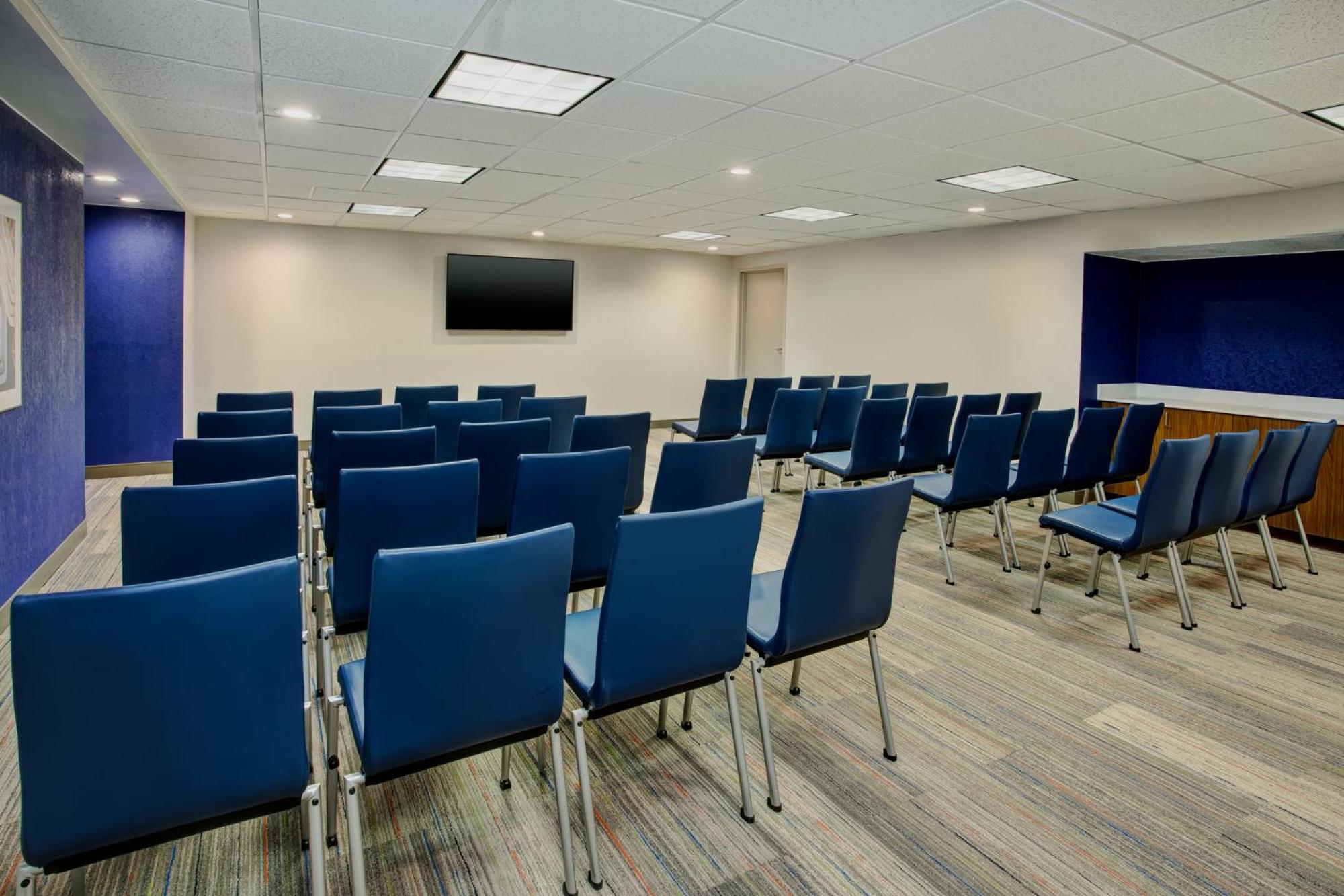 Holiday Inn Express Nashville Airport By Ihg Dış mekan fotoğraf