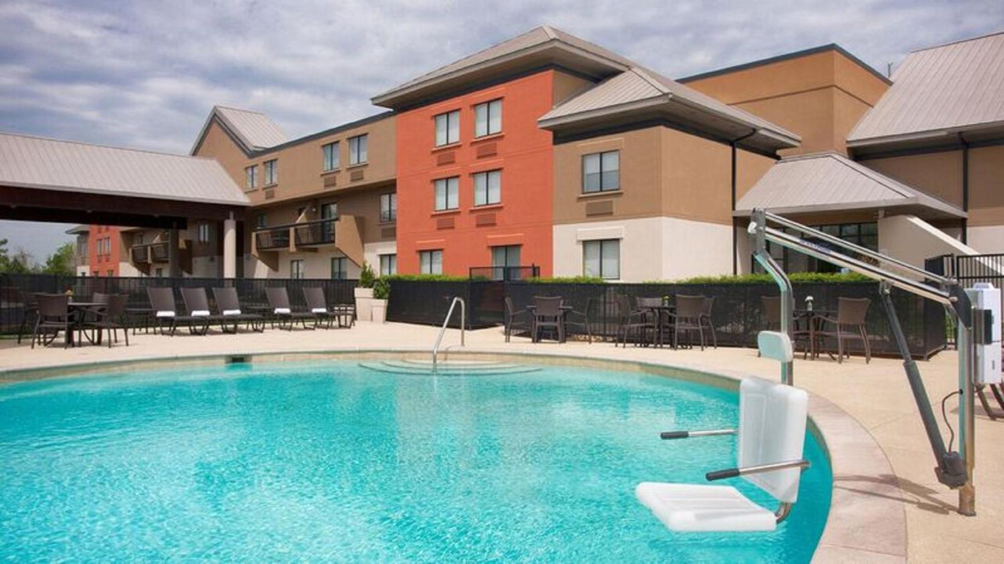 Holiday Inn Express Nashville Airport By Ihg Dış mekan fotoğraf